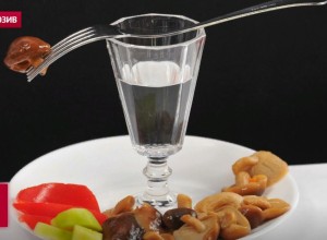 Какие закуски на новогоднем столе рушат здоровье.